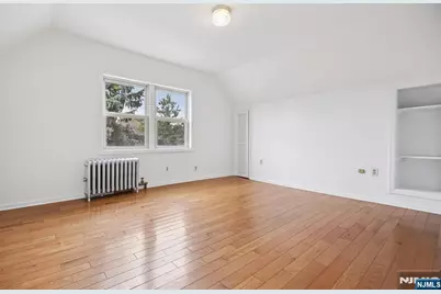 200 Montgomery Street, Bloomfield, NJ 07003 - Photo 35