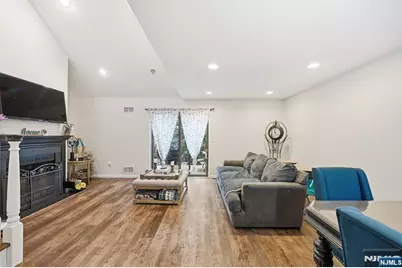 12 Mountain Ridge Road, Bloomingdale, NJ 07403 - Photo 13