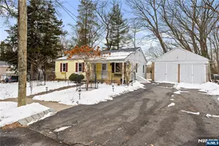 23 Lindy Pl, Old Tappan, NJ 07675 - Photo 3