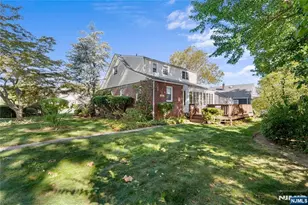 824 Summit Ave, Hackensack, NJ 07601 - Photo 3