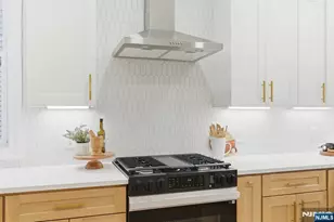 180 Crescent Ave, Leonia, NJ 07605 - Photo 15