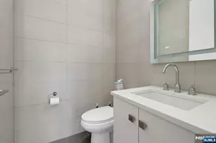 716 Undercliff Ave 716, Edgewater, NJ 07020 - Photo 19