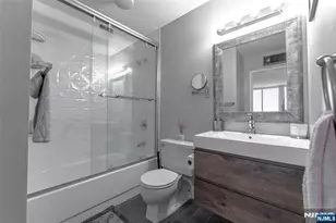 806 Harmon Cove Tower 806, Secaucus, NJ 07094 - Photo 35