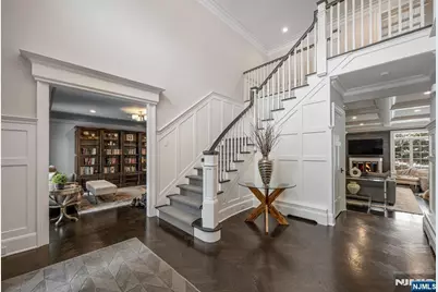 11 Aldbury Drive, Upper Saddle River, NJ 07458 - Photo 3