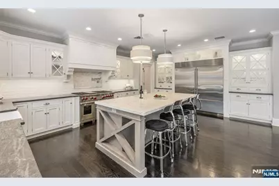 11 Aldbury Drive, Upper Saddle River, NJ 07458 - Photo 17