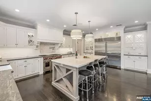 11 Aldbury Dr, Upper Saddle River, NJ 07458 - Photo 17