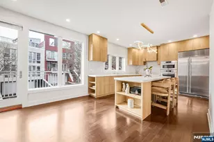 9 Vela Way, Edgewater, NJ 07020 - Photo 9