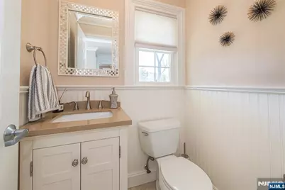 34 Templar Way, Parsippany, NJ 07054 - Photo 19