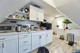 592 Broad St, Carlstadt, NJ 07072 - Photo 23