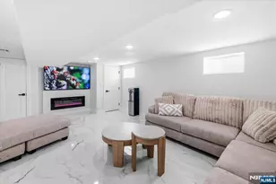 16 Cedar Pl, Hawthorne, NJ 07506 - Photo 31