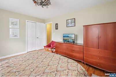 15-14 Radburn Road, Fair Lawn, NJ 07410 - Photo 25