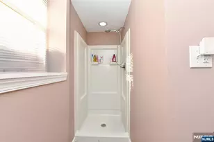 2 Lincoln Pl, Moonachie, NJ 07074 - Photo 17