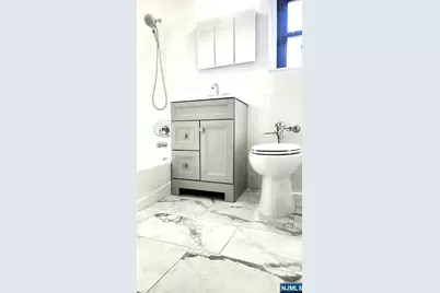 208 Anderson 7Sg #7SG, Hackensack, NJ 07601 - Photo 9