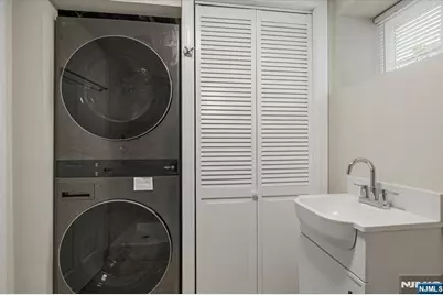 343 17th Avenue, Paterson, NJ 07504 - Photo 17