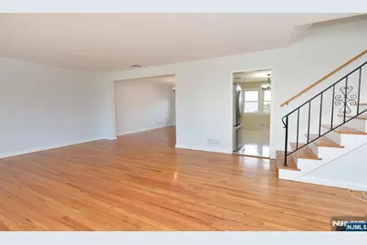 113 Woods Avenue, Bergenfield, NJ 07621 - Photo 13