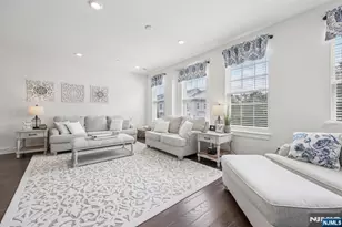 1310 Parkview Ln, Rockaway Township, NJ 07866 - Photo 9