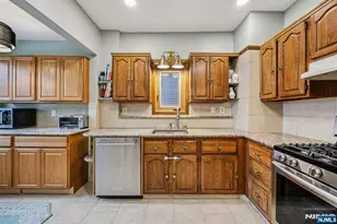 31 Fernwood Terrace, Nutley, NJ 07110 - Photo 11