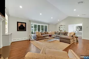 12 Hidden Glen Rd, Upper Saddle River, NJ 07458 - Photo 17