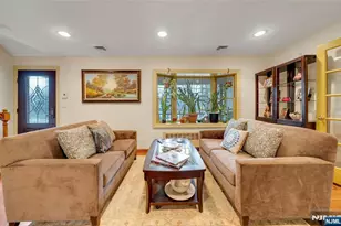 460 Maple Ave, Washington Township, NJ 07676 - Photo 11