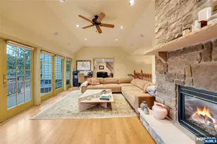 460 Maple Ave, Washington Township, NJ 07676 - Photo 9