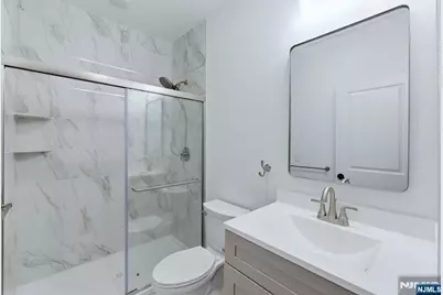 109 7th Street, Newark, NJ 07107 - Photo 17