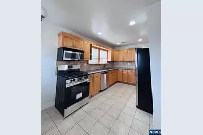 52 Hobart Place, Totowa, NJ 07512 - Photo 7