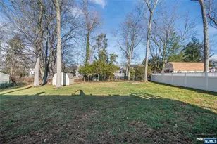 3 Springdale Rd, West Caldwell, NJ 07006 - Photo 35