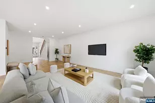 7 Cedar Ct, Demarest, NJ 07627 - Photo 19