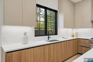 7 Cedar Ct, Demarest, NJ 07627 - Photo 25