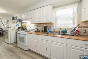 20 Park Dr, Oakland, NJ 07436 - Photo 7