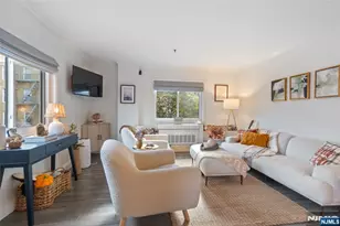 476 Monmouth Street 203, Jersey City, NJ 07302 - Photo 3