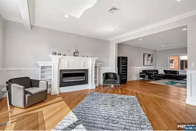 275 14th B #B, Palisades Park, NJ 07650 - Photo 9