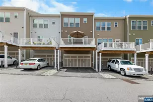 12 Marshall Ln, Wood Ridge, NJ 07075 - Photo 33