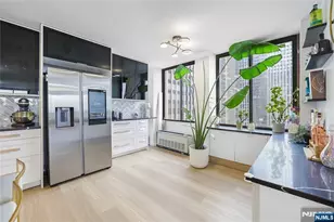 200 Winston 1008, Cliffside Park, NJ 07010 - Photo 11