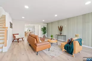 290 Queen Anne Rd, Teaneck Township, NJ 07666 - Photo 7