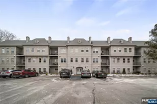 703 Brittany Dr, Wayne, NJ 07470 - Photo 19