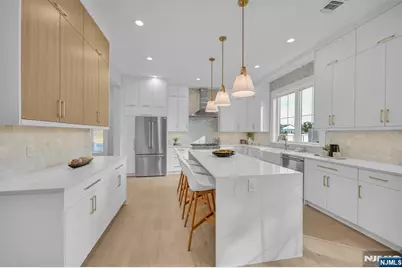 7 Canterbury Lane, Millburn, NJ 07078 - Photo 13