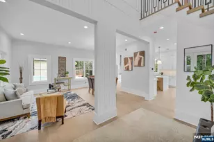 7 Canterbury Ln, Millburn, NJ 07078 - Photo 3