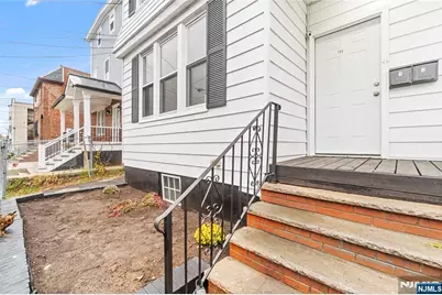 366 Badger Avenue, Newark, NJ 07112 - Photo 23