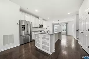 88 Truman Dr, Wood Ridge, NJ 07075 - Photo 17