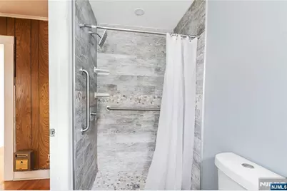 354 Hayward Street, Orange, NJ 07050 - Photo 9