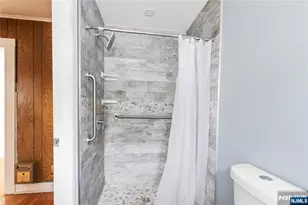 354 Hayward St, Orange, NJ 07050 - Photo 9