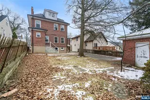 33 Robertson Rd, West Orange Township, NJ 07052 - Photo 37