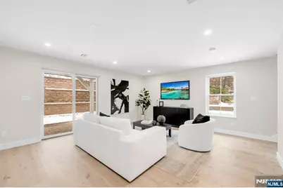 188 Broadway 3 #3, Woodcliff Lake, NJ 07677 - Photo 33