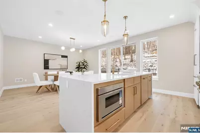 188 Broadway 8 #8, Woodcliff Lake, NJ 07677 - Photo 11