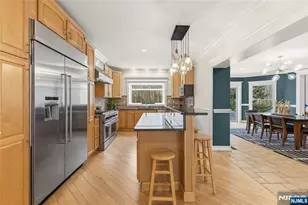 73 Big Piece Rd, Fairfield, NJ 07004 - Photo 11