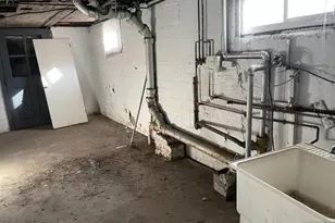 659 Valley Brook Ave, Lyndhurst Township, NJ 07071 - Photo 9