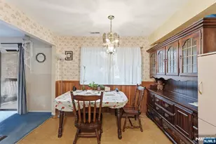 307 Edison Glen Terrace 307, Edison, NJ 08837 - Photo 5