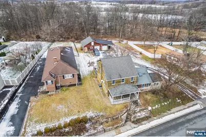 79 Fairfield Avenue, West Caldwell, NJ 07006 - Photo 25