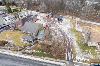 79 Fairfield Avenue, West Caldwell, NJ 07006 - Photo 23